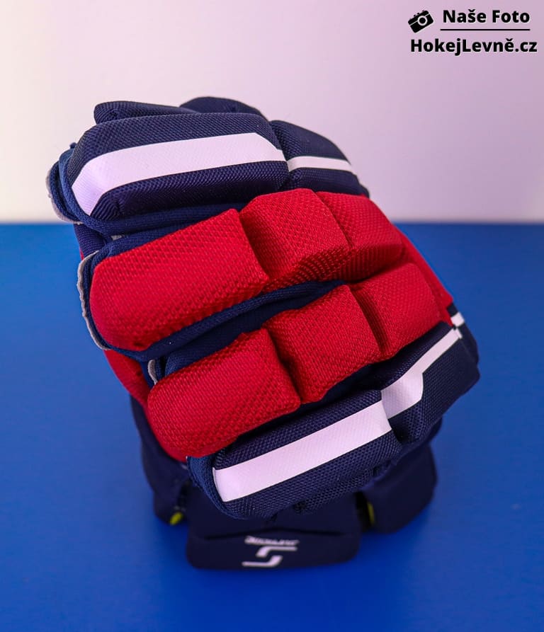 Hokejové rukavice Bauer Supreme M3 INT
