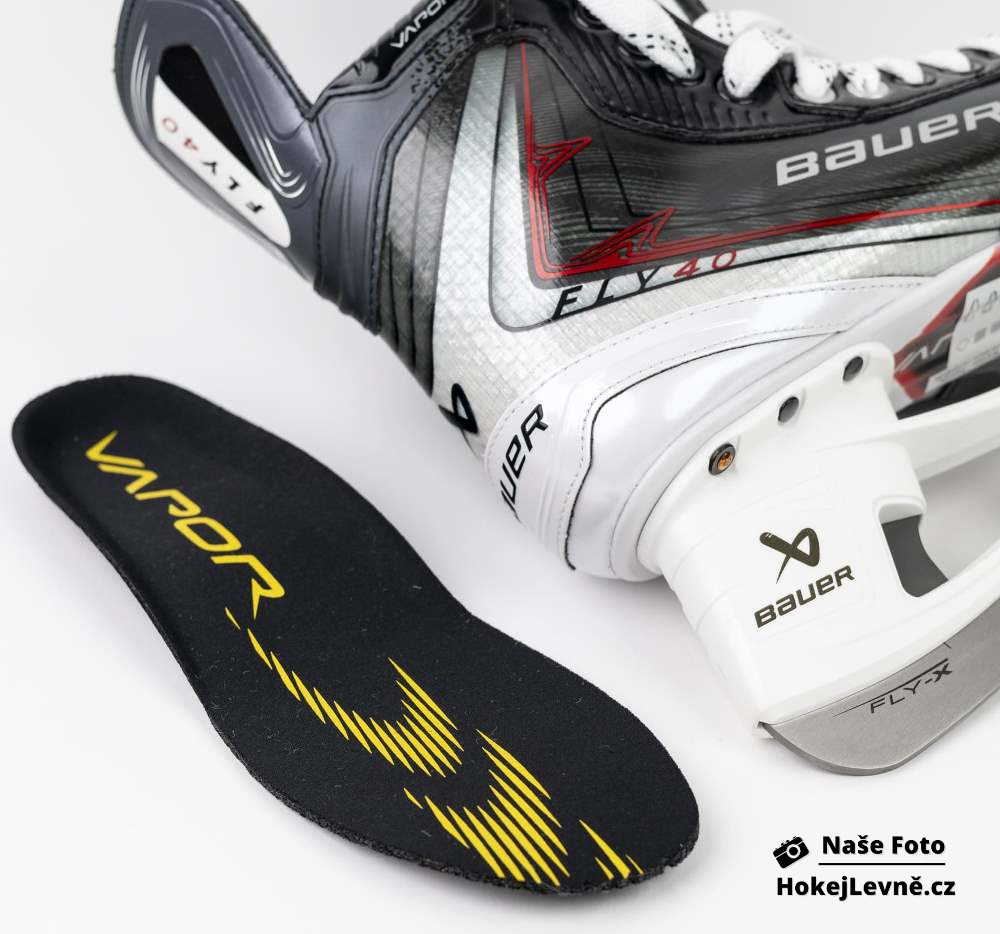 Hokejové Brusle Bauer Vapor FLY40 INT
