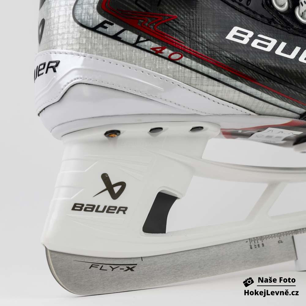 Hokejové Brusle Bauer Vapor FLY40 INT