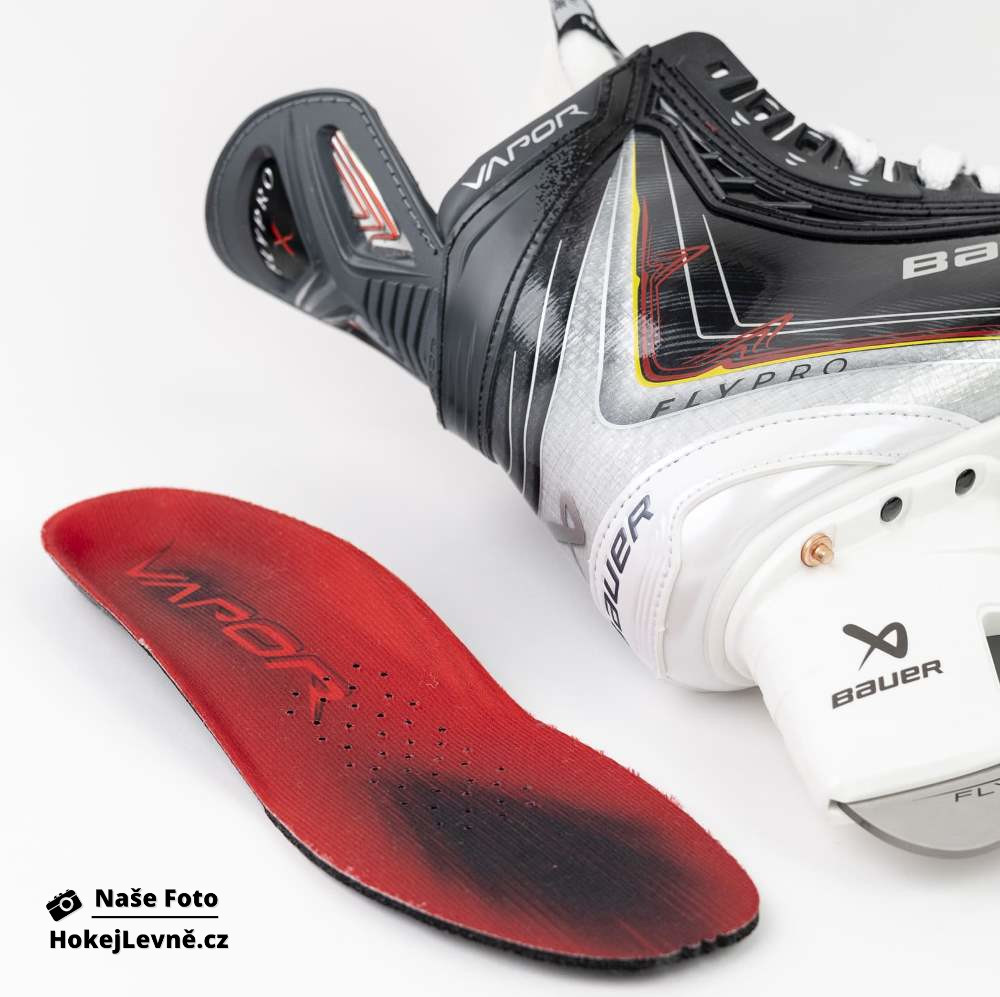 Hokejové Brusle Bauer Vapor FLYPRO INT