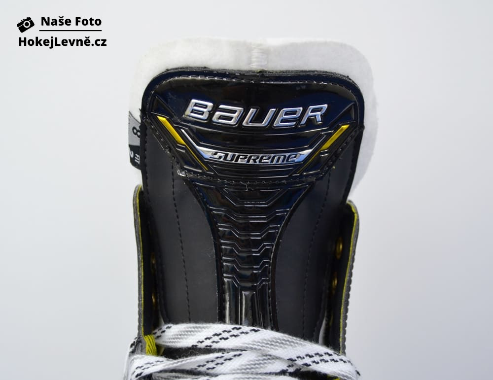 Hokejové Brusle Bauer Supreme M5 PRO INT