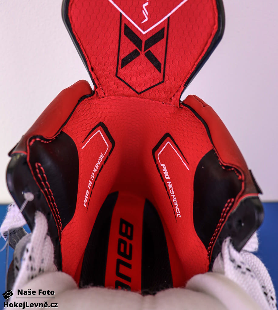 Hokejové Brusle Bauer Vapor X5 PRO INT 