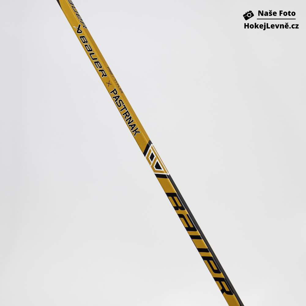 Kompozitová hokejka Bauer PASTRNAK - INT