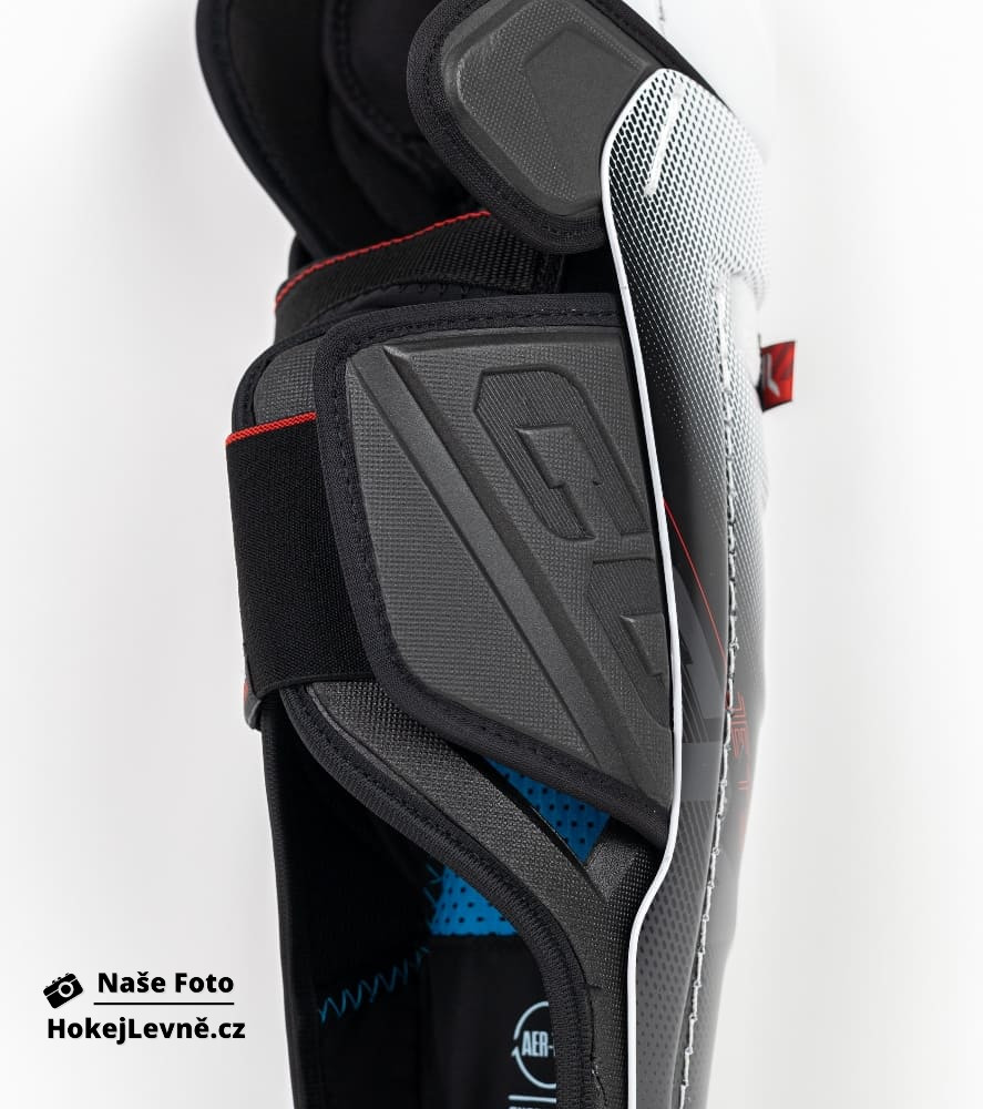 Chrániče holení CCM JetSpeed FT8 PRO JR