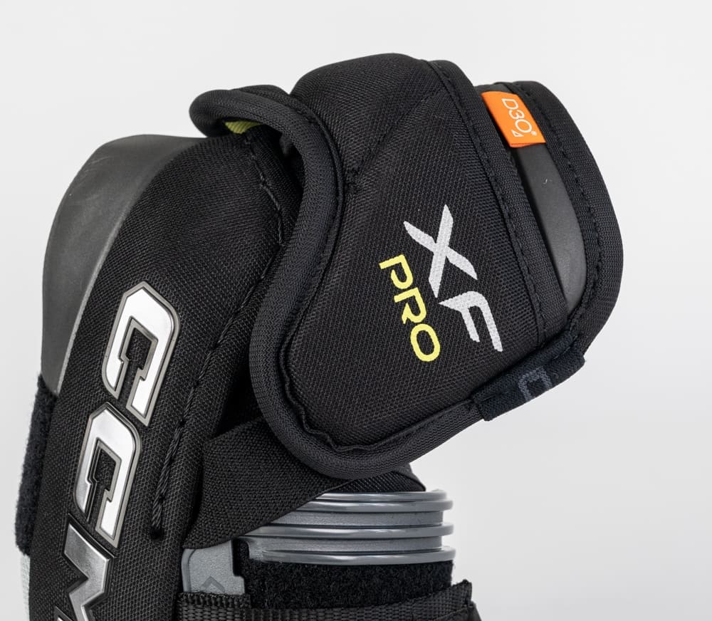 Chrániče loktů CCM Tacks XF PRO JR