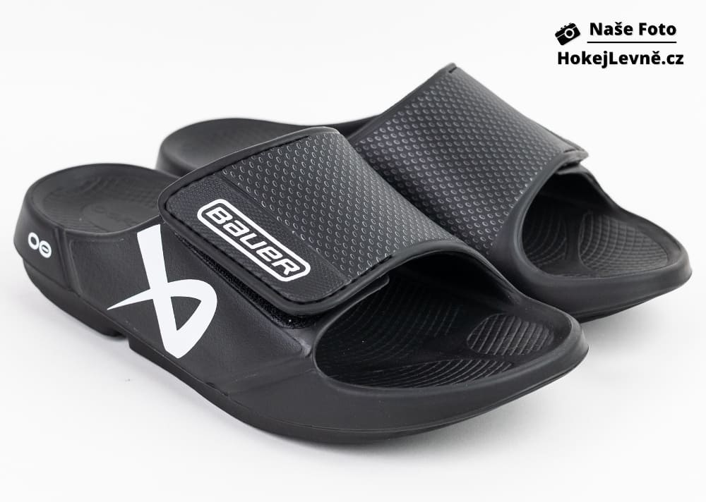 Pantofle S25 Bauer OOFOS Flex Slide Black