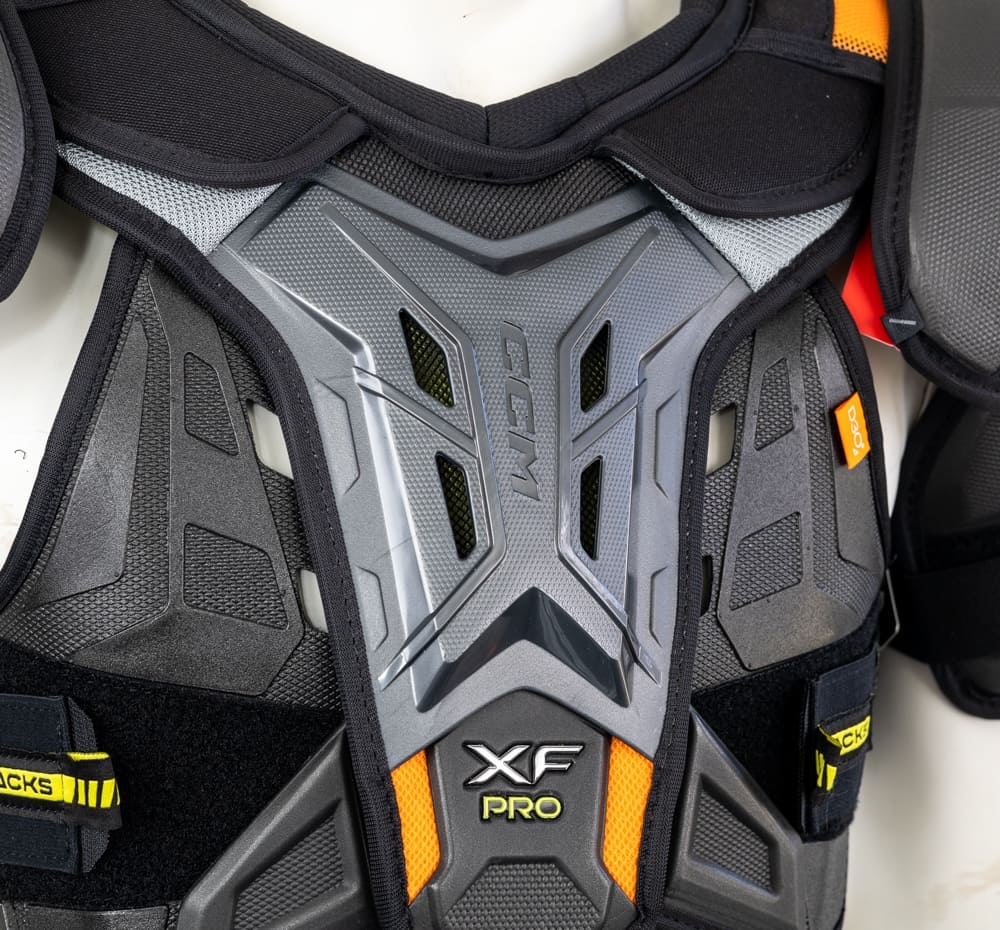 Chrániče ramen CCM Tacks XF PRO SR