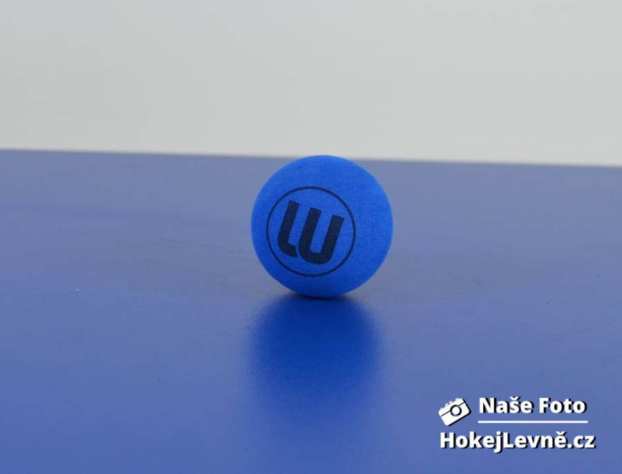 Pěnový míček Winnwell modrý