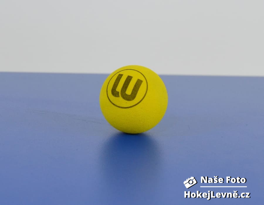 Pěnový míček Winnwell žlutý